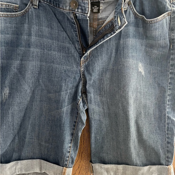 a.n.a Blue Denim Boyfriend Shorts - Picture 5 of 8